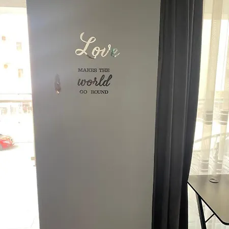 Mady's Luxury Apartament * Mamaia